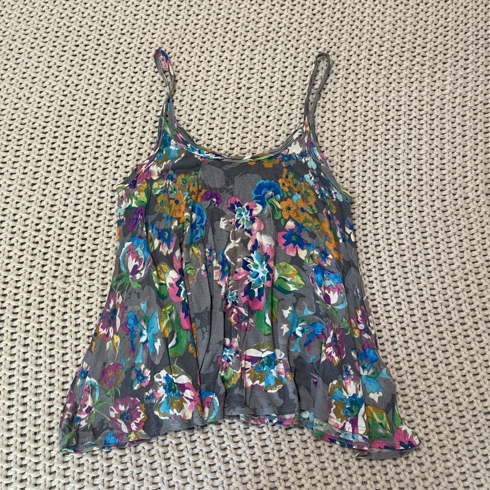 NWOT Floral Tanktop